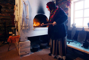 La legna in Russia è uno dei materiali ancora usatissimo in molte aree del paese per riscaldarsi e per cucinare