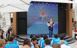Kazakistan pavillion Expo 2015 Milano esterno spettacoli