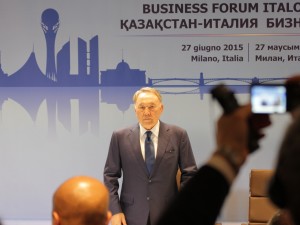il presidente del Kazakistan Nursultan Nazarbayev
