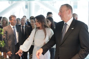 Il presidente dell'Azerbaijan Aliyev e famiglia in visita a Expo 2015 MI 2