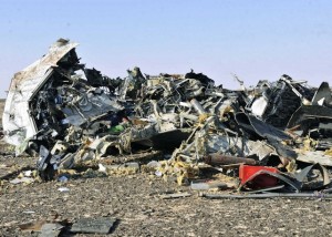 Debris from crashed Russian jet  Sinai  Egypt