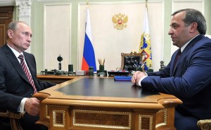 Vladimir Putin with Emergencies Minister Vladimir Puchkov