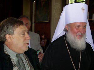 il Console Armando Ginesi con Sua Santità Kirill I, Patriarca di Mosca e di tutte le Russie nell'epoca in cui Egli era Metropolita di Smolensky e Kaliningrad