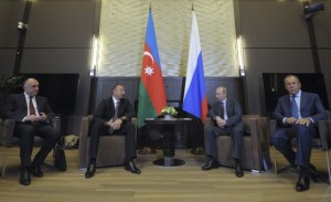 Russian Foreign Minister Sergei Lavrov -right -and Azerbaijan's Foreign Minister Elmar Mammadyarov -left- with Ilham Aliyev e Vladimir Putin
