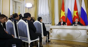 la conferenza stampa a Mosca di Dmtri Medvedev con il primo ministro vietnamita Nguyen Xuan Phuc