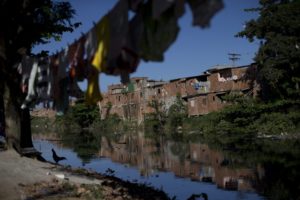 Aspettando le Olimpiadi, Rio de Janeiro tra povertà e inquinamento